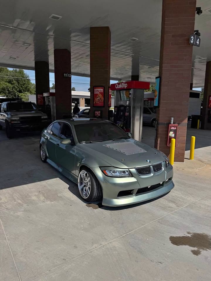 2006 BMW 3 Series 330i Sedan 4D