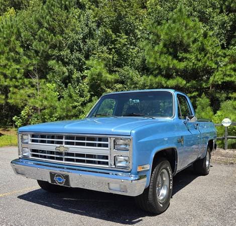 1985 Chevrolet C10 Pickup (RCSB)